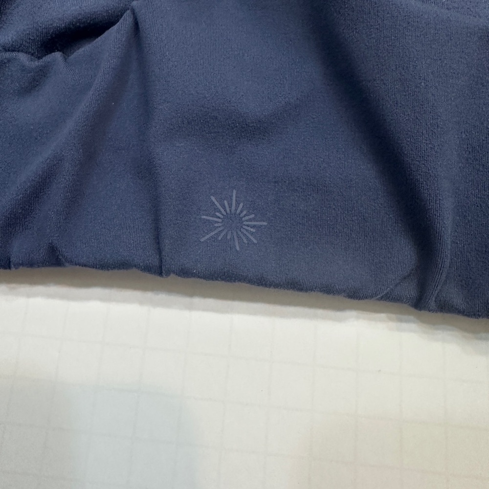 Off-line by Aerie sports bra Size XL - Picture 3 of 5
